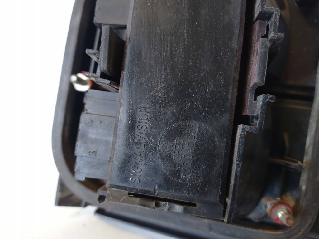 фото №8, Лампа левый задняя vw passat b3 333945107