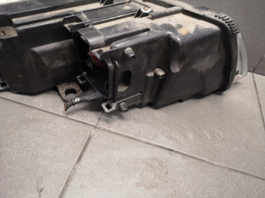 фото №14, Лампа левый перед audi a8 d3 uk 4e0941003bn