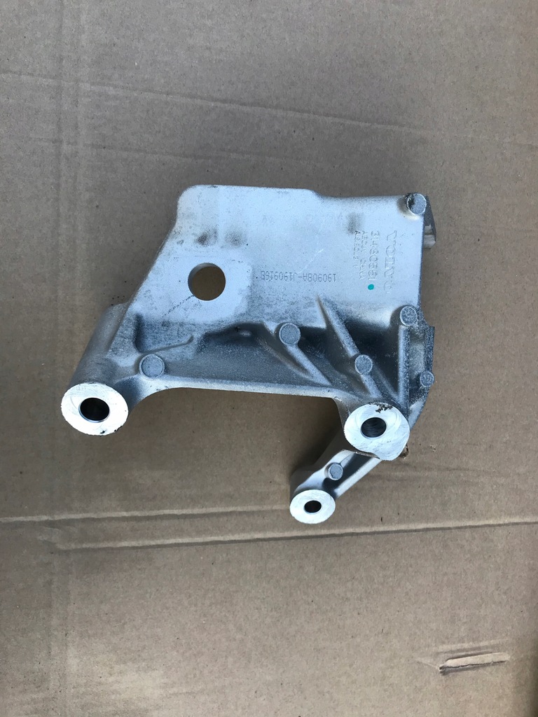 фото №1, Volvo s90 ii xc 90 кронштейн кронштейн двигателя 31480551