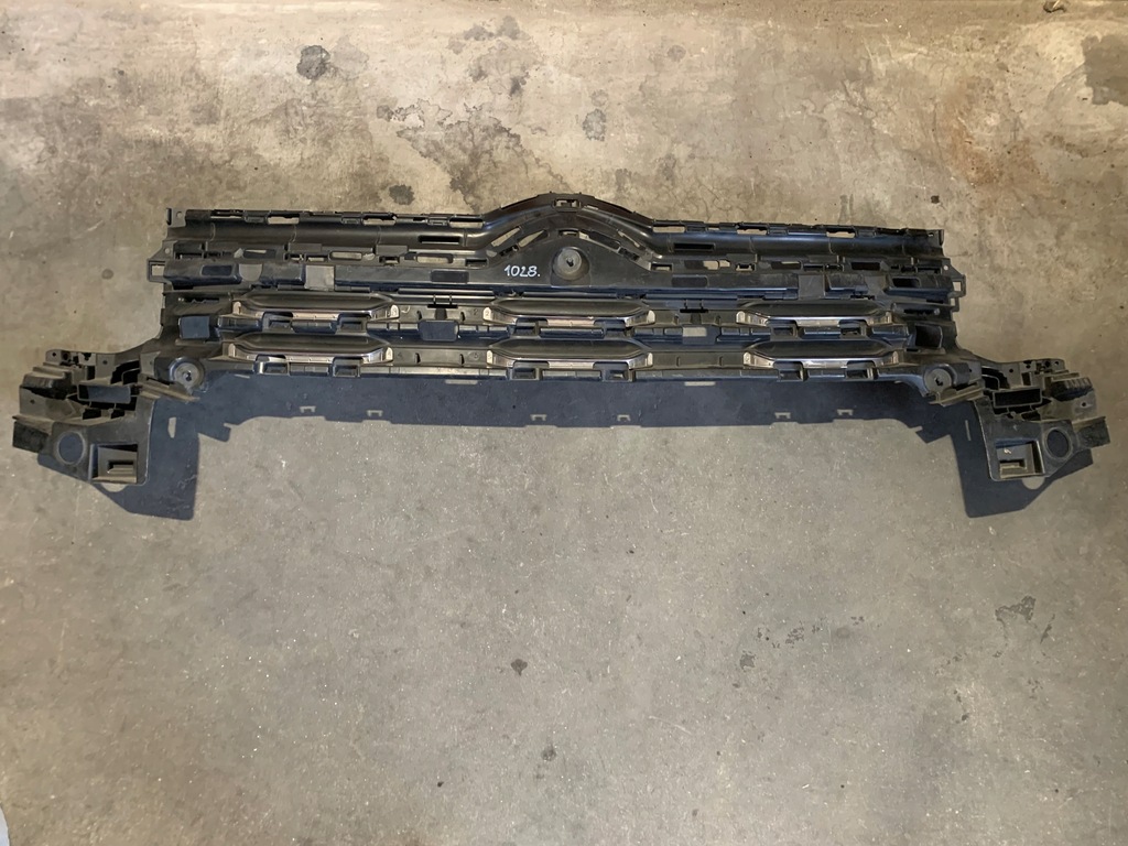 фото №1, Citroen c5 aircross решётка радиатора решётка радиатора радиатора 9825347677 1028