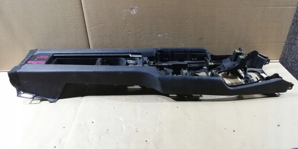 фото №9, Porsche panamera туннель средний