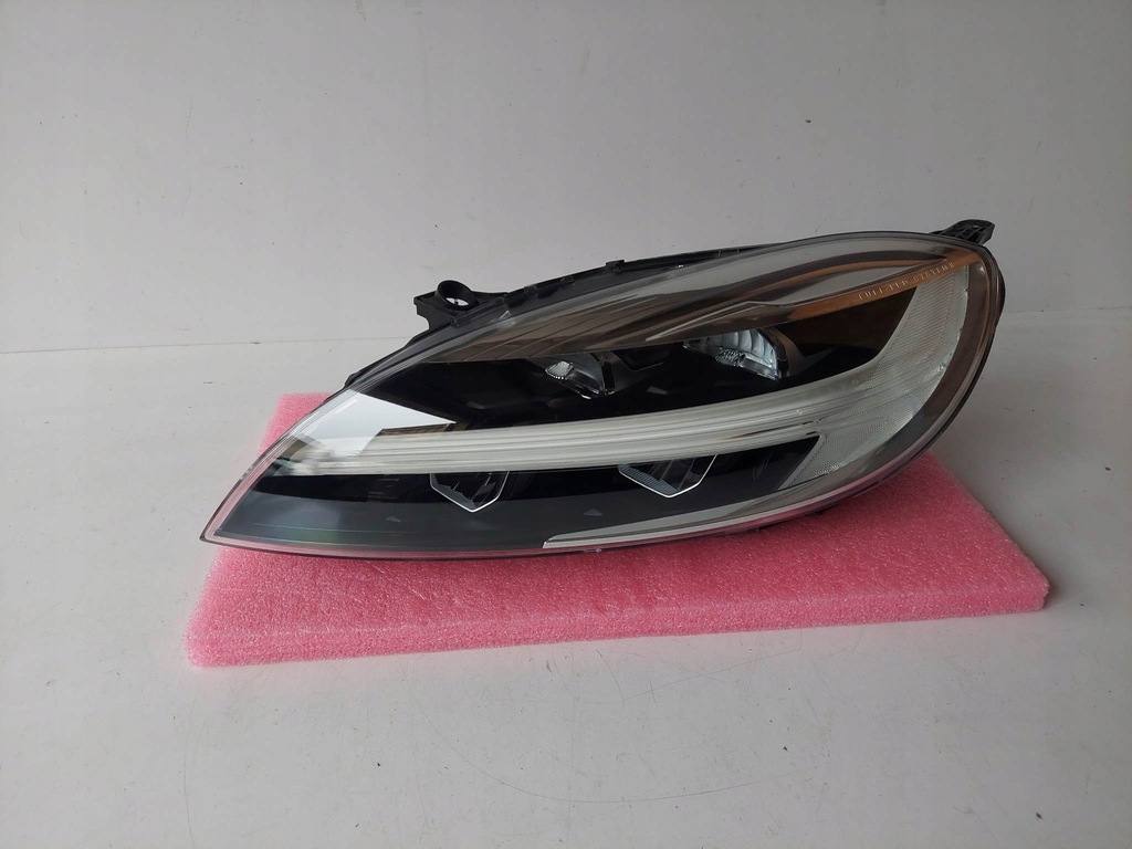 фото №1, Volvo v40 ii лампа ліва перед передня mid fulled