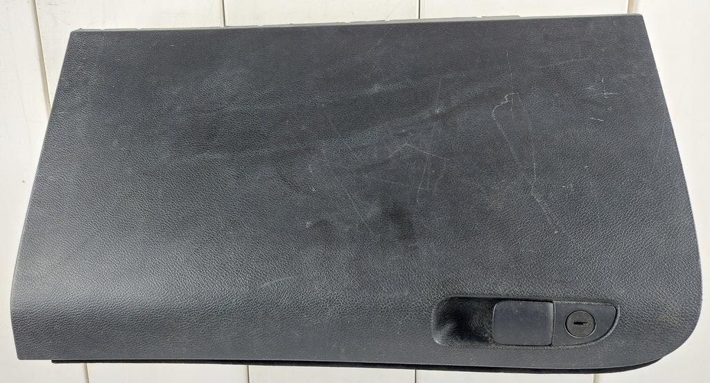 фото №1, Бардачок chrysler 300 2011-2014 1tm95dx9ac