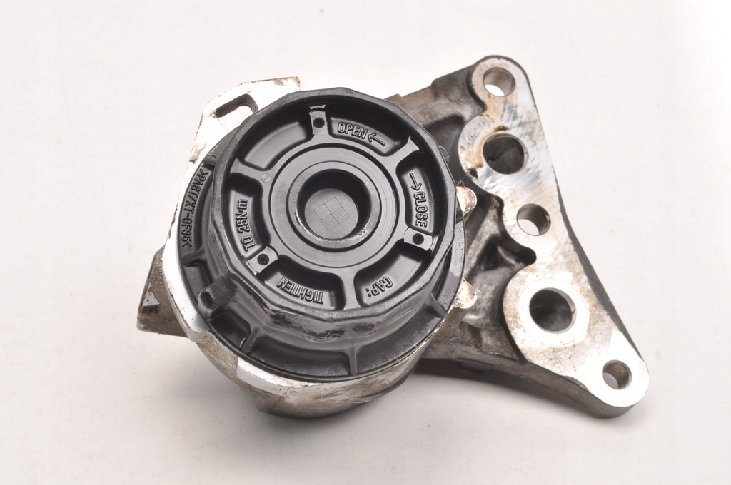 фото №1, Toyota corolla e15 1.6 основание корпус фильтра масла