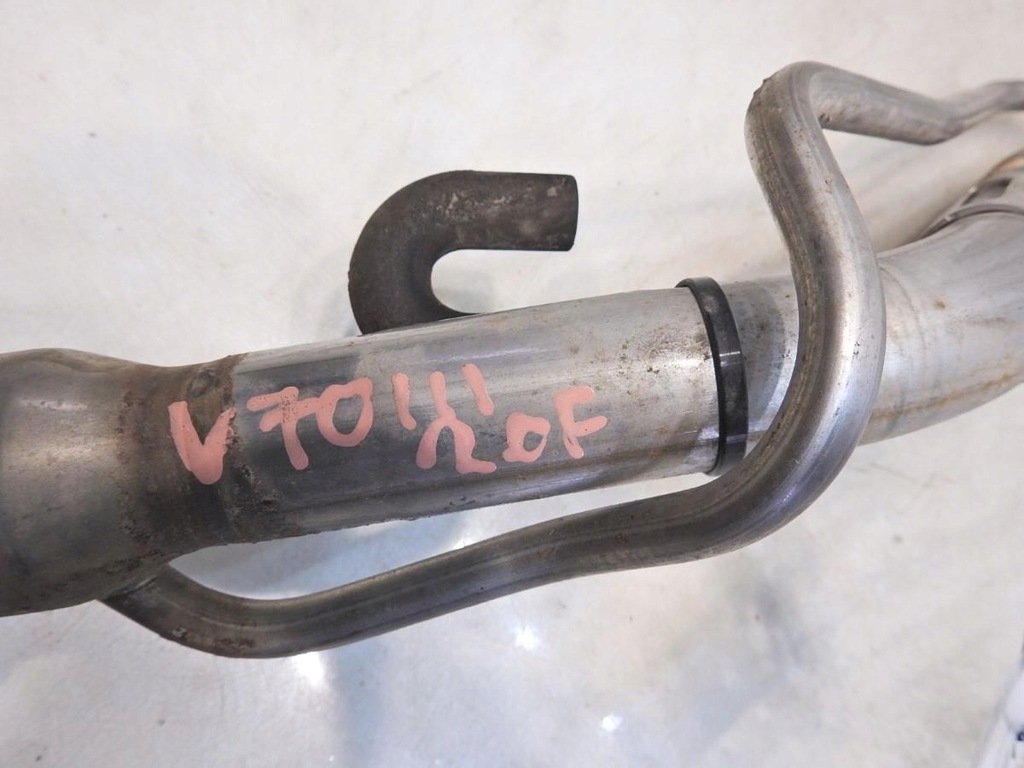 фото №2, Заливная горловина труба топлива volvo v70 iii 2.0 f