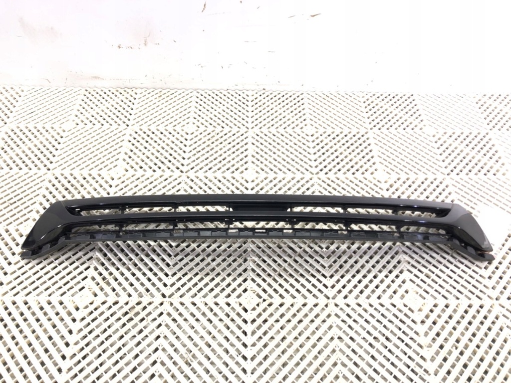 фото №1, Решітка радіатора решітка радіатора vw scirocco iii 08-17 1k8853653a хетчбек