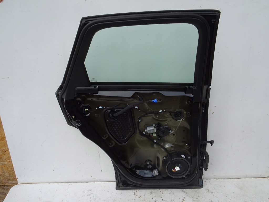 фото №3, Audi q3 ii 83a дверь левая левый задние задняя