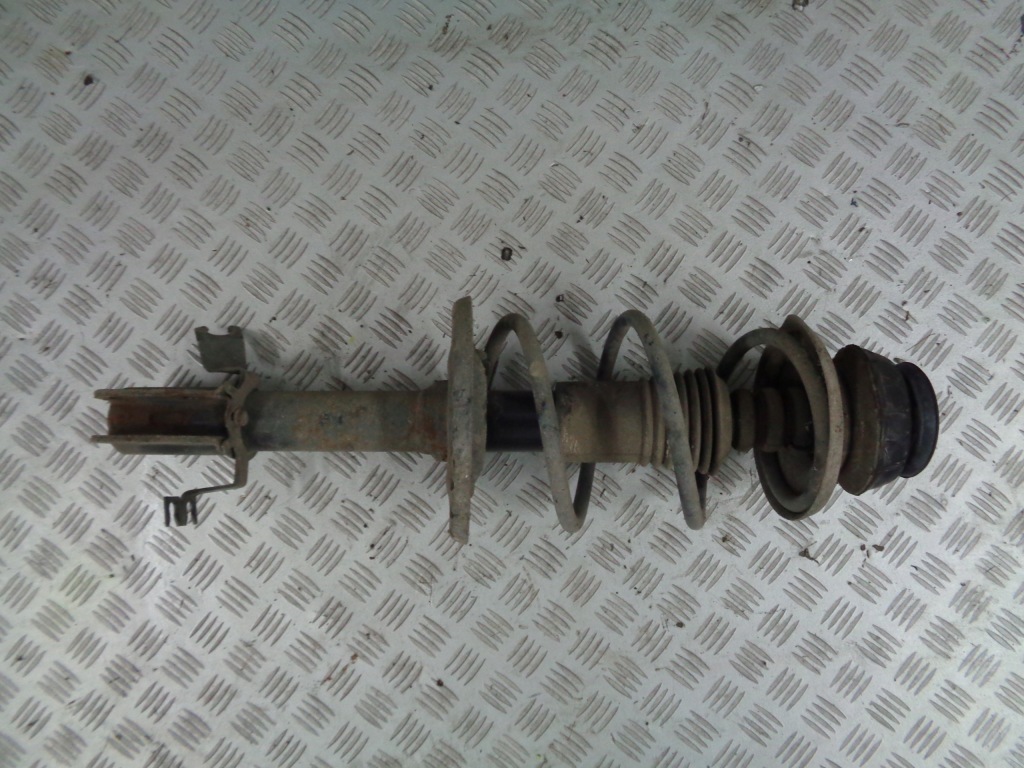 фото №1, Dacia sandero ii lift 2019 амортизатор перед передний 543023022r