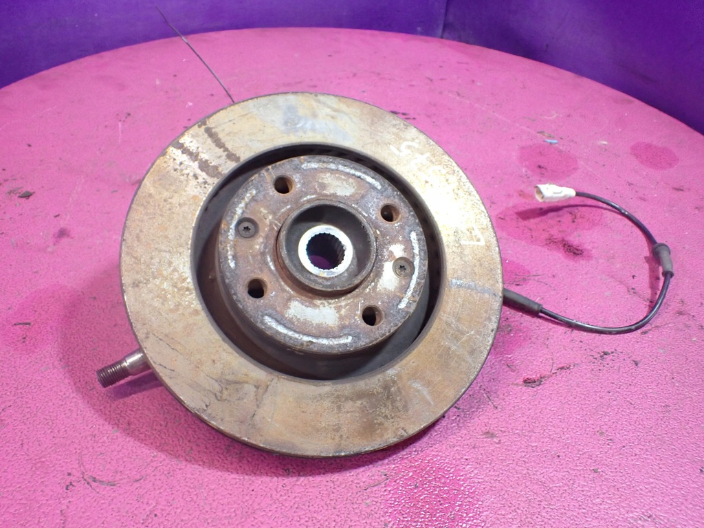 фото №1, Peugeot 307 1.4 поворотный кулак перед правая abs ступица