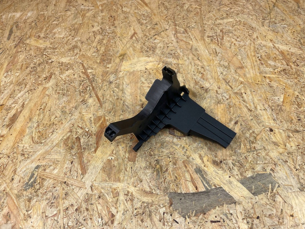 фото №5, Кронштейн кронштейн кронштейн радиатора mercedes sl r231 slc r172 a2315400881