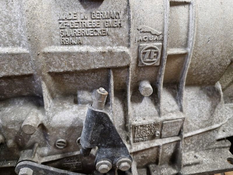 Jaguar xf x250 i 1 3.0 d коробка передач передач автоматическая коробка передач 6hp28 9x237000ad Доставка