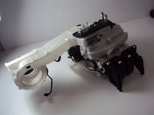 фото №1, Отопитель peugeot 3008 ii 2016-