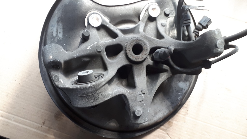 фото №6, A4 b9 8w поворотный кулак ступица правая правый задняя a5 8w