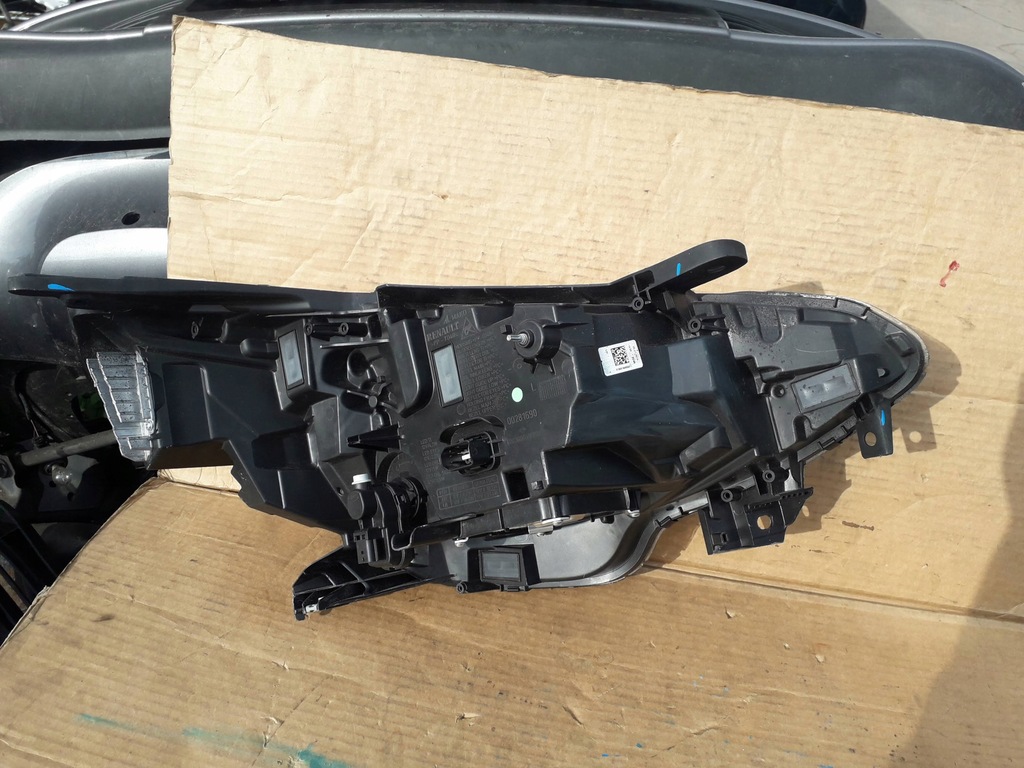 фото №7, Лампа левая передняя renault clio v 19- europa