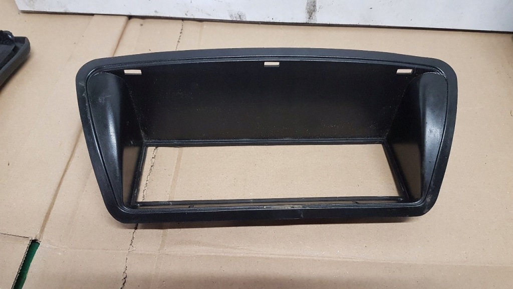 фото №1, Рамка защита дисплея часов fiat bravo