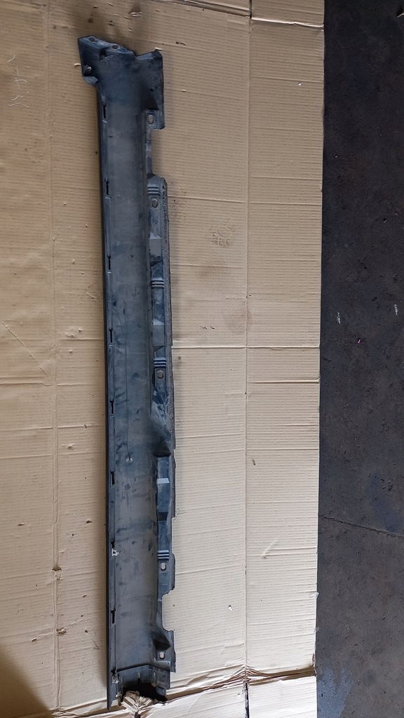 фото №11, Молдинг порог левая 30698905 volvo v50 s40 ii 04-