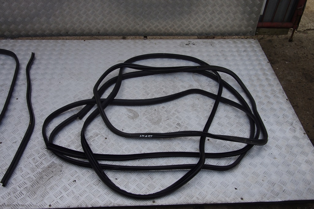 фото №1, Прокладка дверь правый задняя smart forfour ii a453 renault twingo iii