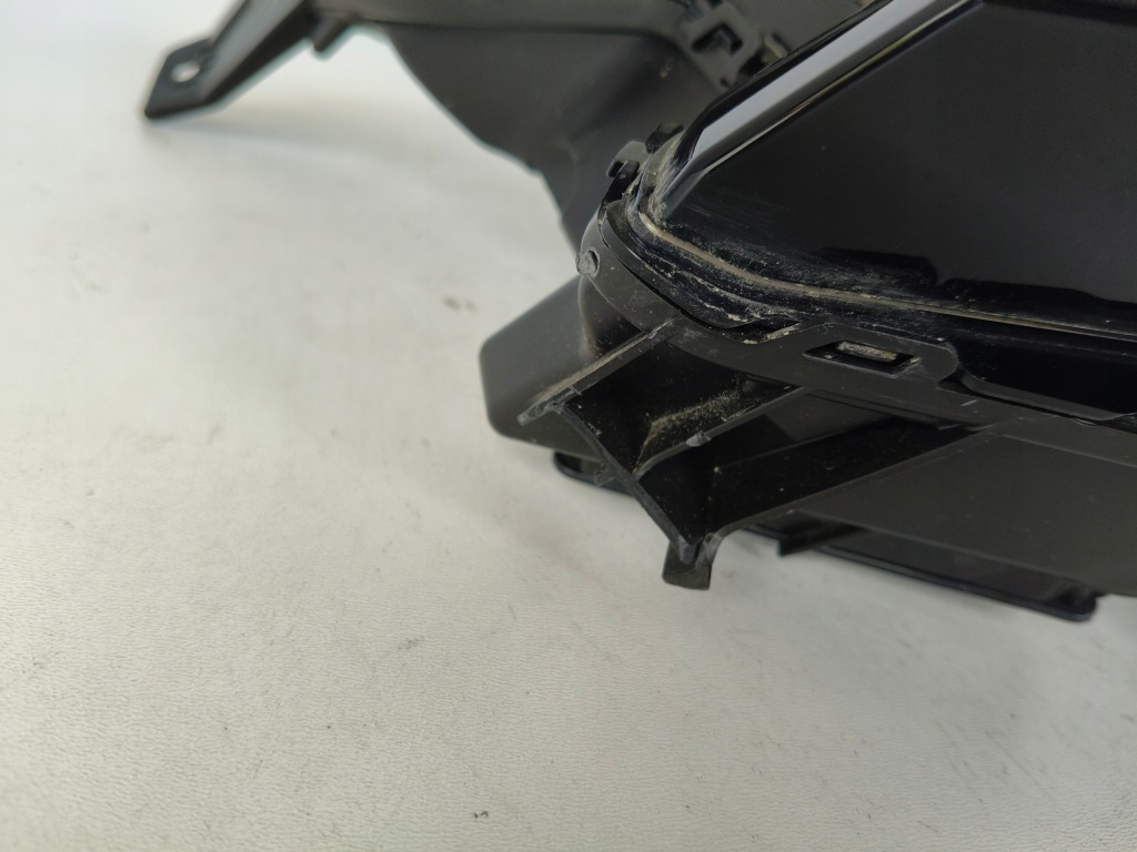 Противотуманная фара правая  renault megane v e-tech 23- led drl Доставка