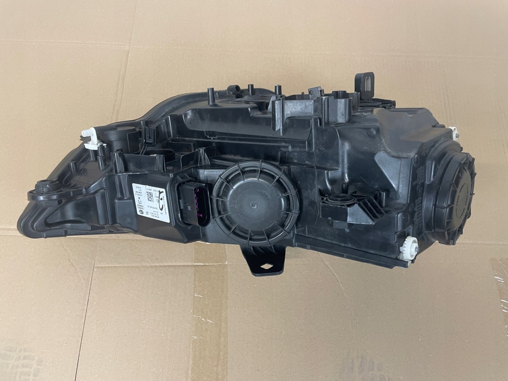 фото №7, Audi a3 8v bixenon 8v0941005c лампа левая левый передняя перед