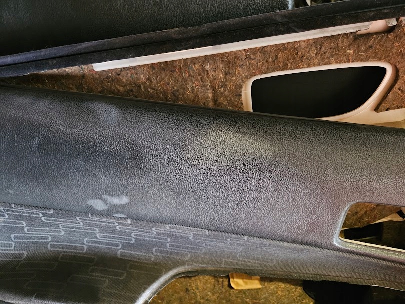 фото №11, Обшивки обшивка оббивка двері mazda 6 комплект