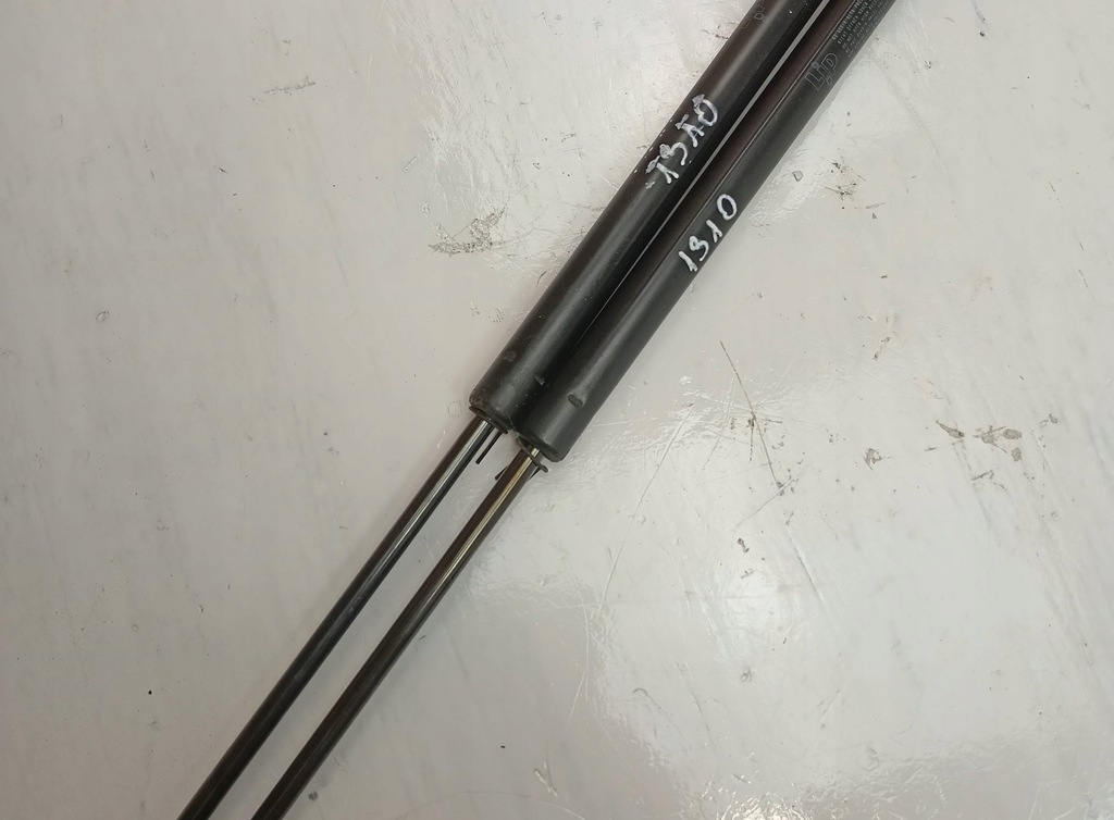 фото №1, Амортизатори кришки задня nissan primera