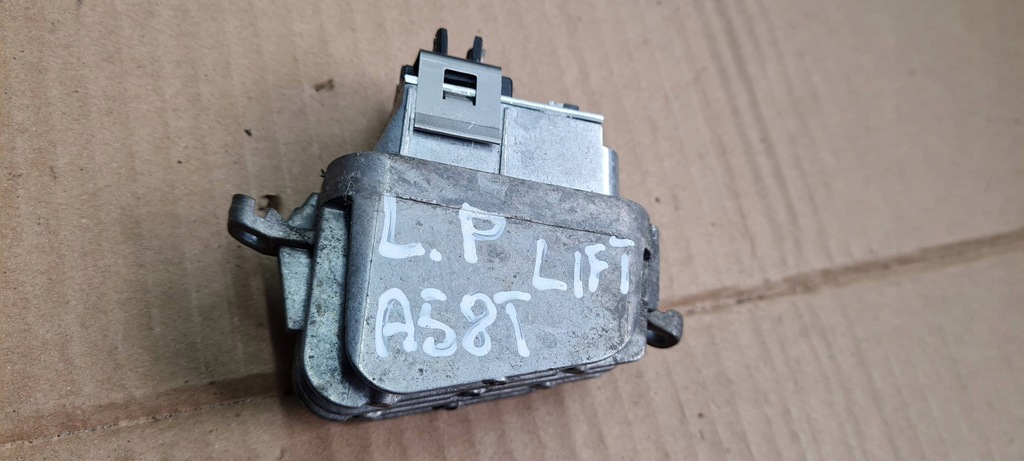 фото №1, A5 8t lift s5 фара модуль блок керування led лівий перед 1308310229