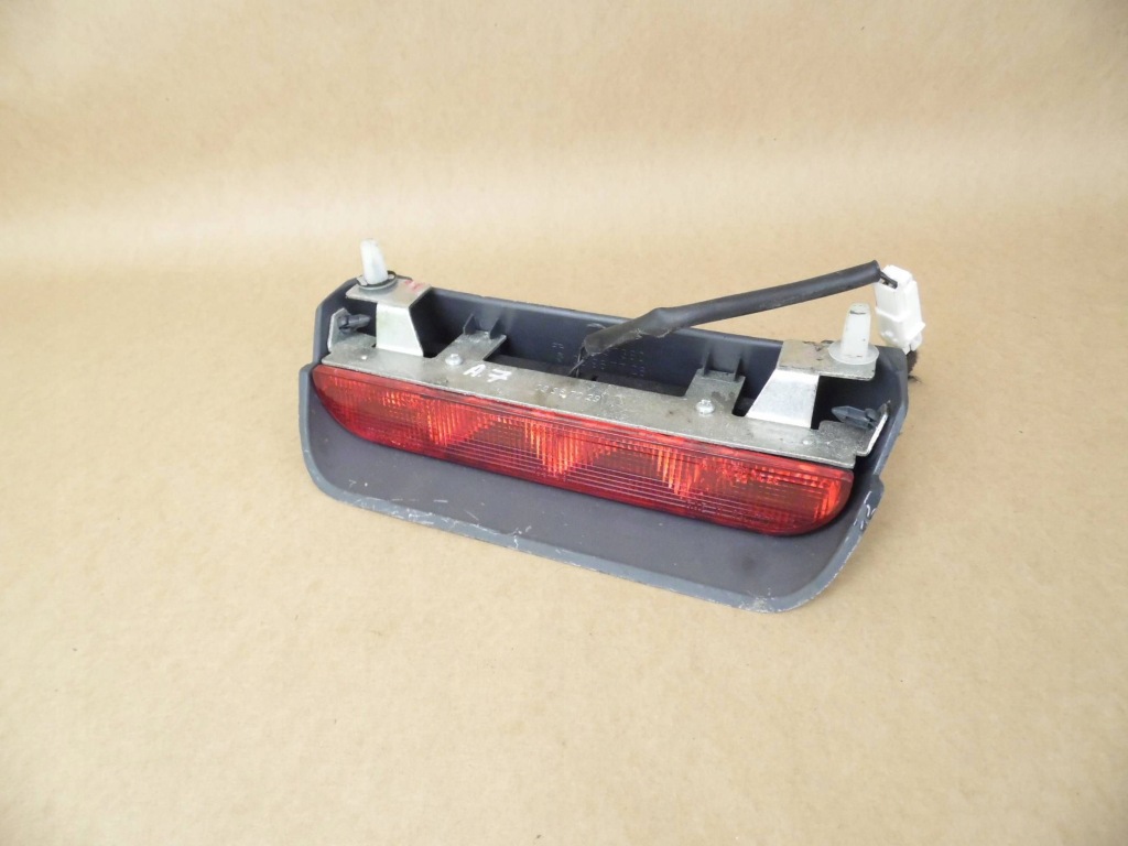 Купити Mitsubishi colt z30 fl 3 ліхтар стоп