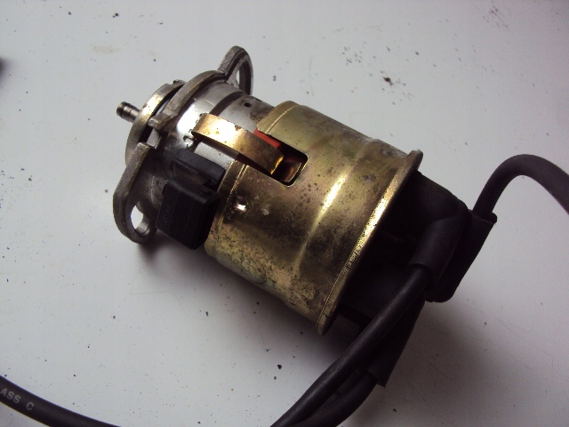 фото №3, Распределитель зажигания volkswagen оригинальный номер 030905205ab