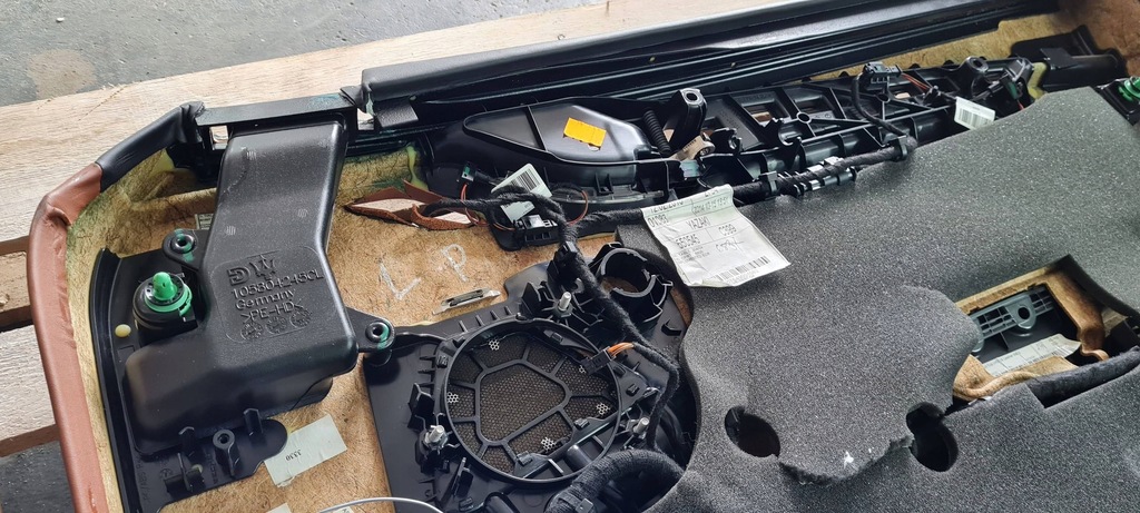 фото №12, Maserati quattroporte vi обшивка дверь левый перед кожа bowers wikilns