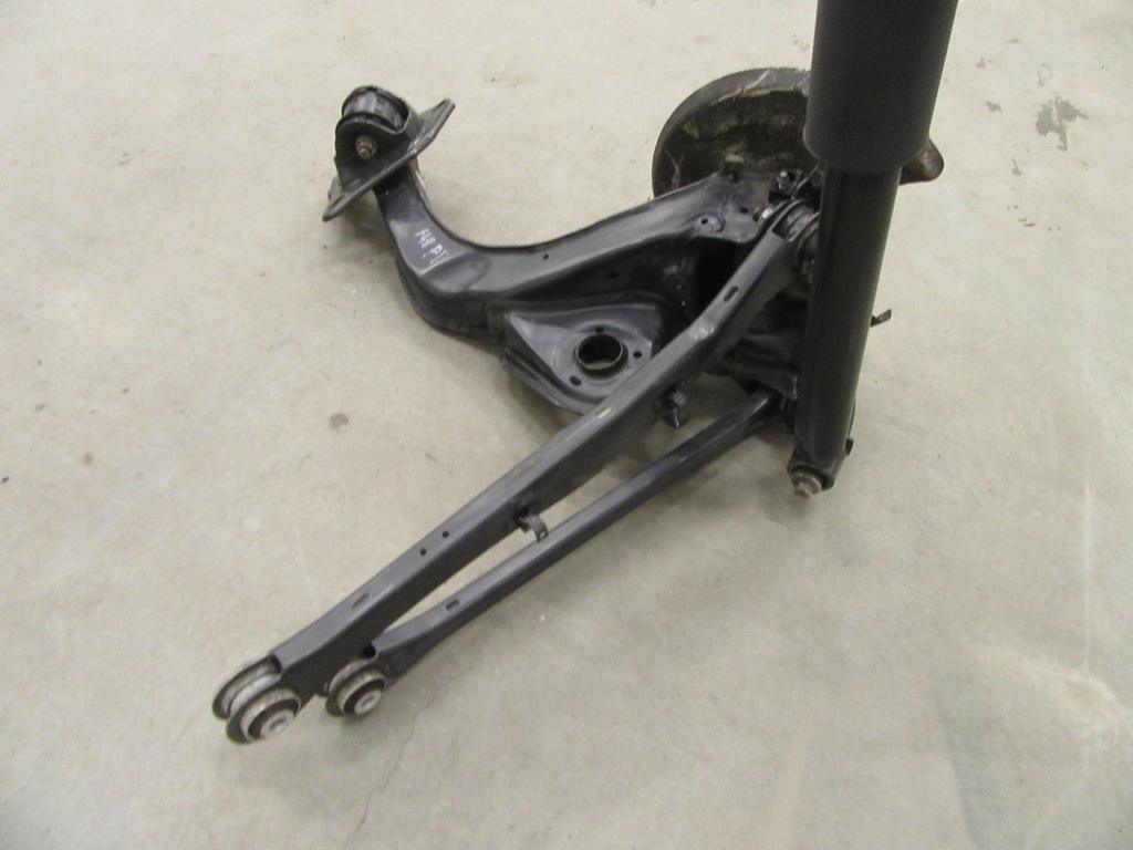 фото №7, Рычаг рычаги кронштейн колеса подвеска ступица правый задняя bmw f48 x1 sdrive