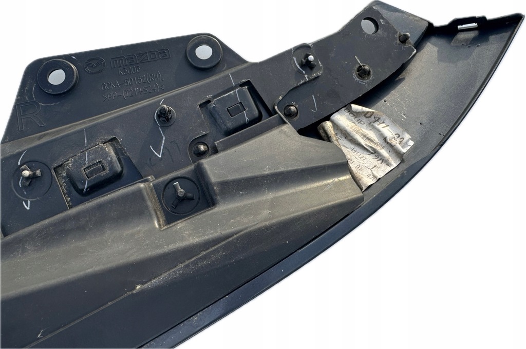 фото №5, Mazda 3 bp iv накладка бампера носик накладка решётка радиатора перед передняя