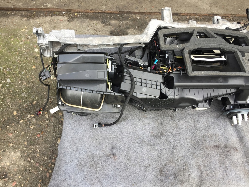 фото №7, Отопитель каркас жгут bmw 5 g30 g31 eu