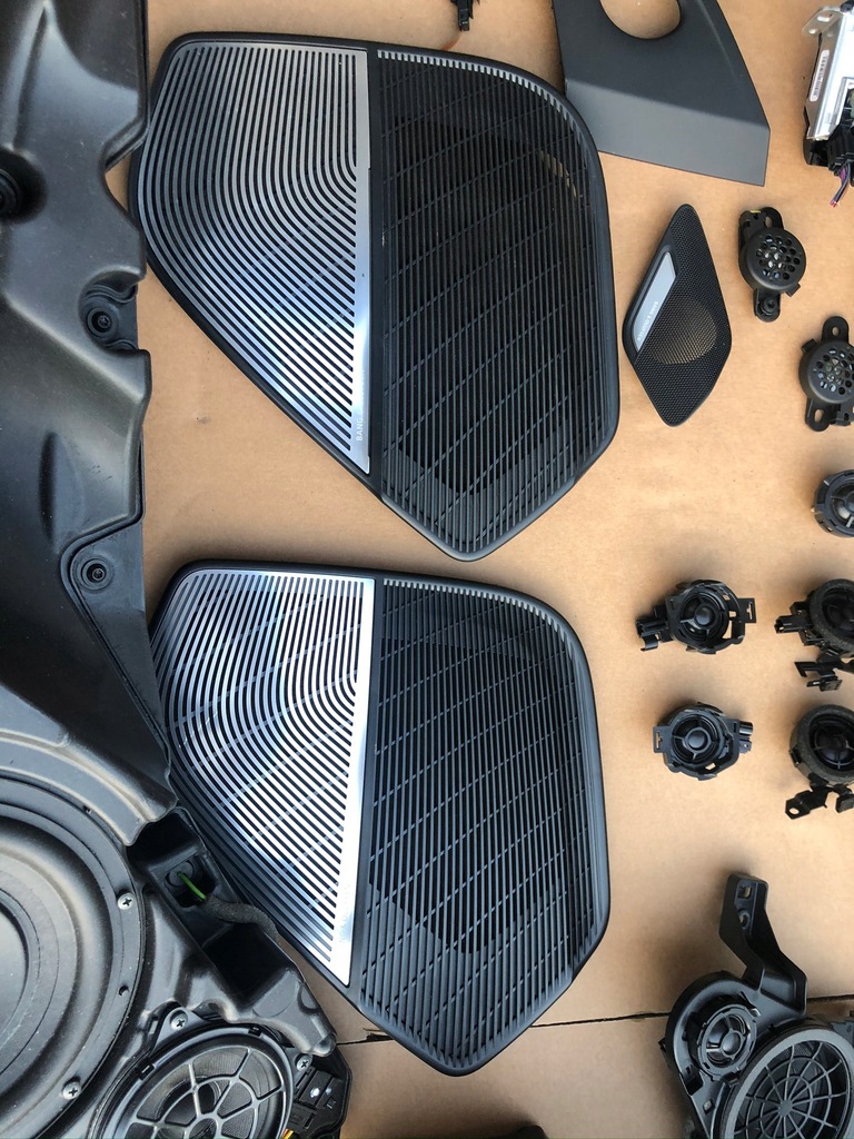 фото №13, Audi q7 sq7 4m0 4m0035466a аудіосистема покращений 3d bang olufsen монтаж