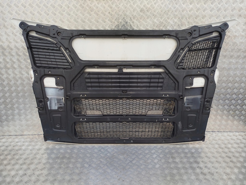 фото №4, Решітка радіатора верхній scania s ntg кабіна cs 20