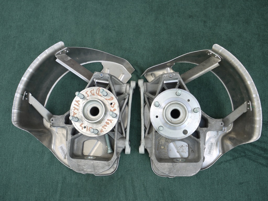 фото №1, Поворотный кулак перед болты aston martin db9 2012-2016r