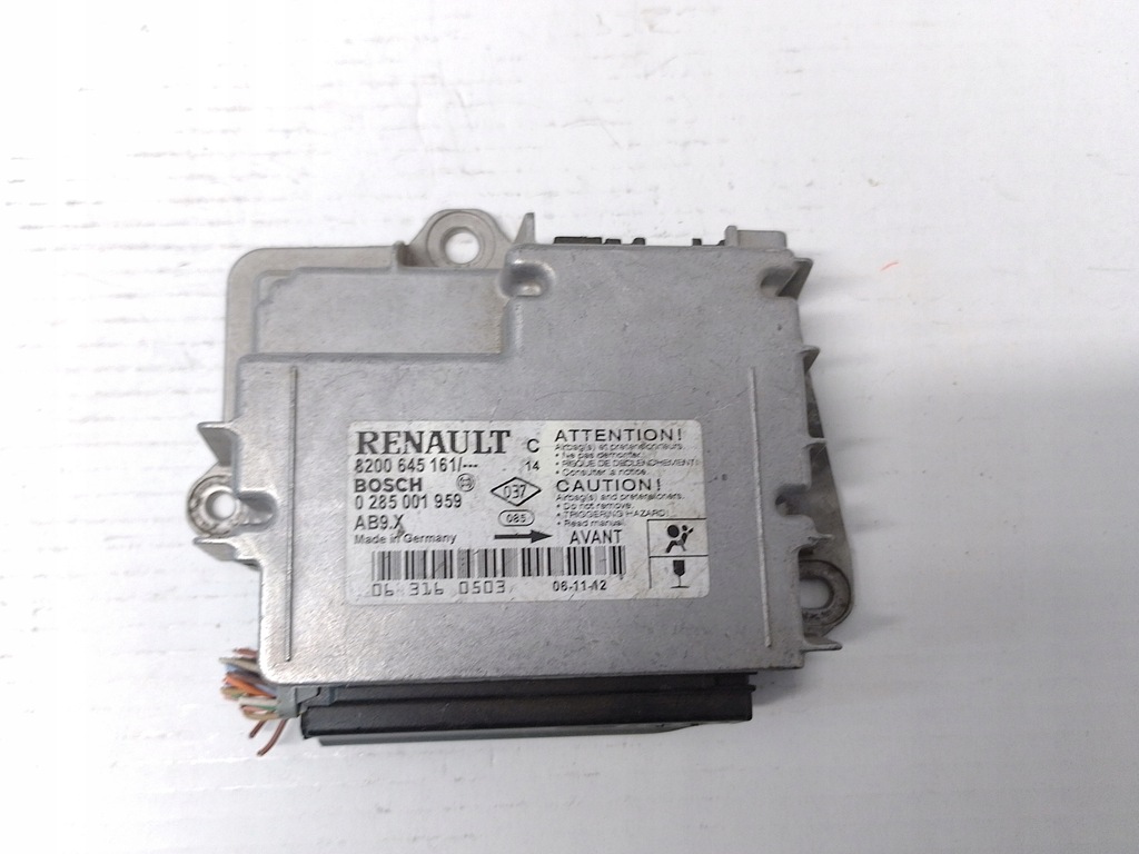 фото №1, Датчик подушек подушка безопасности 8200645161 renault clio iii