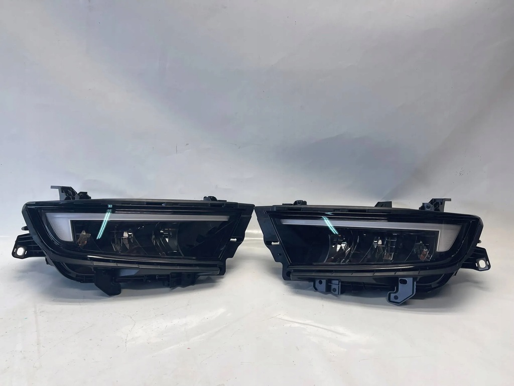 фото №1, Лампа ліва opel astra l лінза led 9851881680 перед передня eu