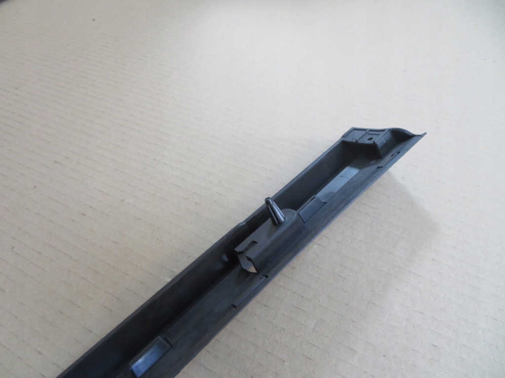 фото №6, Кронштейн накладки двері лівий перед renault clio v 808774699r