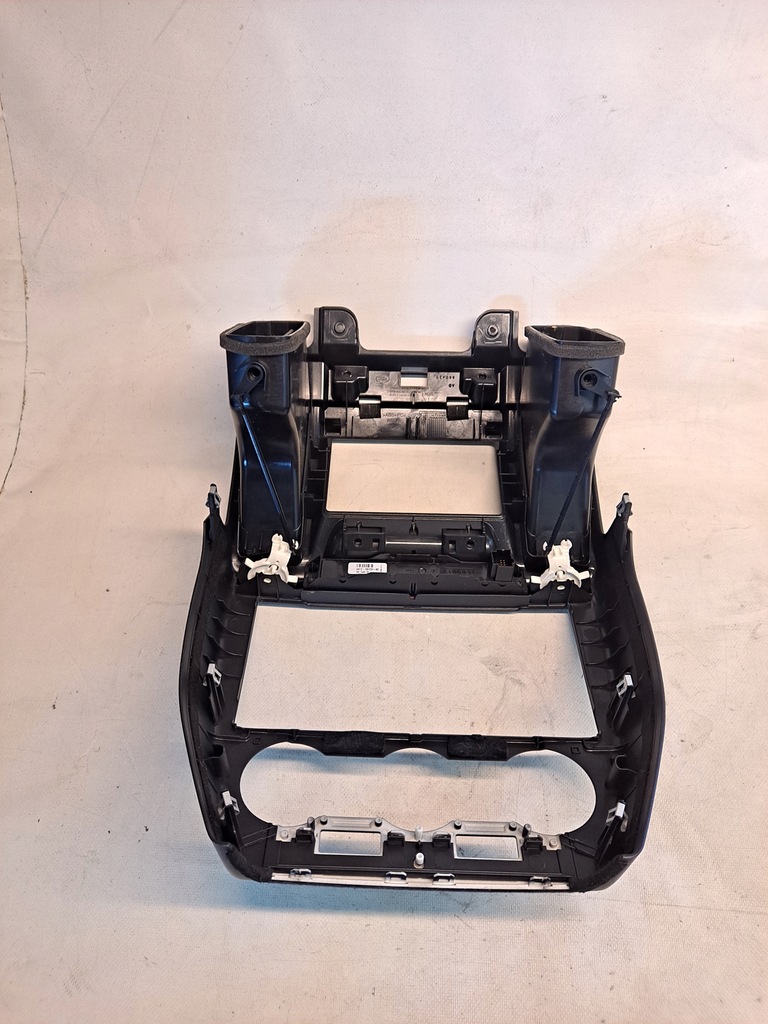 фото №7, Рамка радио консоли воздуховоды land rover freelander ii