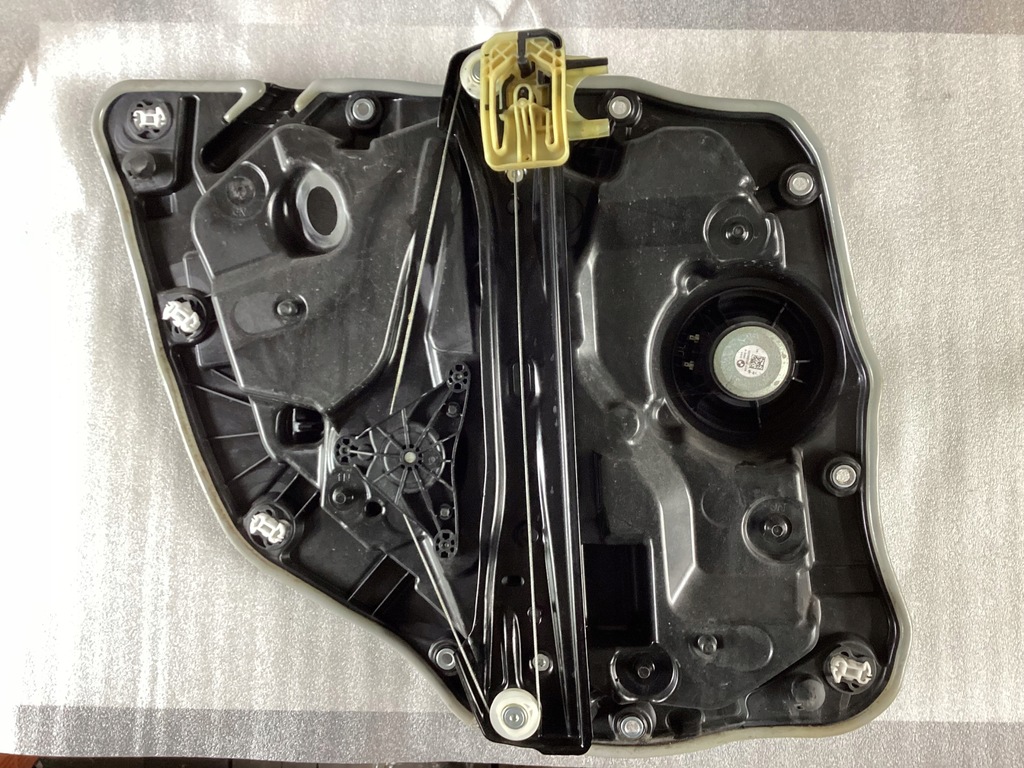 фото №14, Дверь задние правое bmw g 20 стекло прокладка замок ручка механизм окон