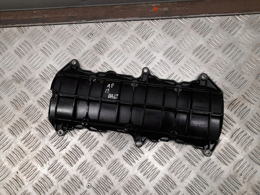 фото №5, Audi a8 s8 d4 4h 2015 воздухоотводчик / сепаратор масла