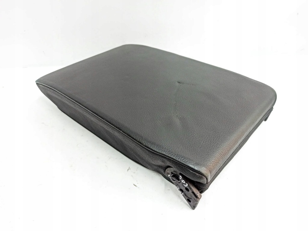 фото №7, Mercedes-benz c w203 2004 з задній підлокітники