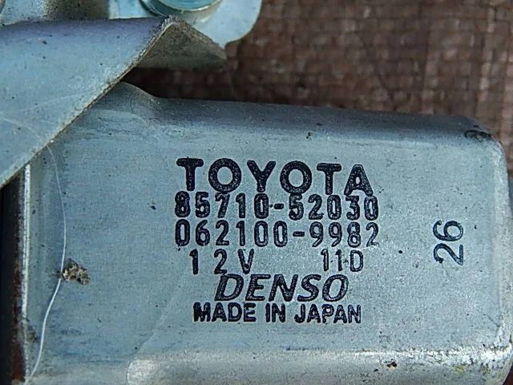 фото №7, Подъемник стекло правый перед toyota yaris verso 99-05 2 контакты