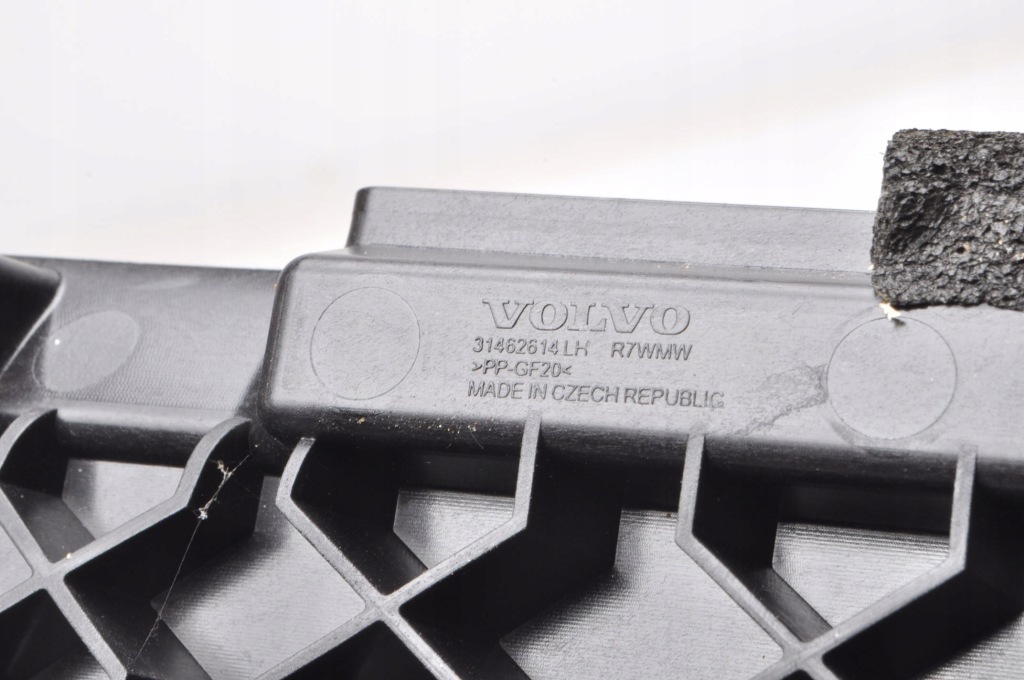 фото №6, Volvo v60 ii направляющая направляющая багажника левая 31462614