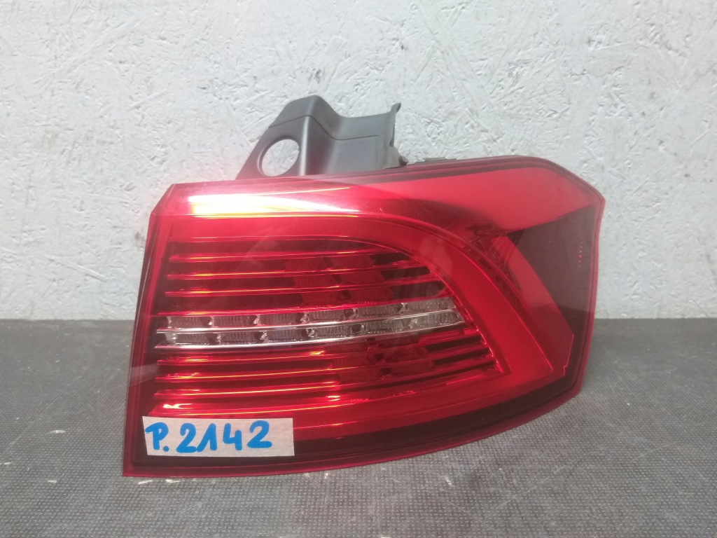 Купить Лампа задняя правая vw passat b8 kombi led 3g9945208j