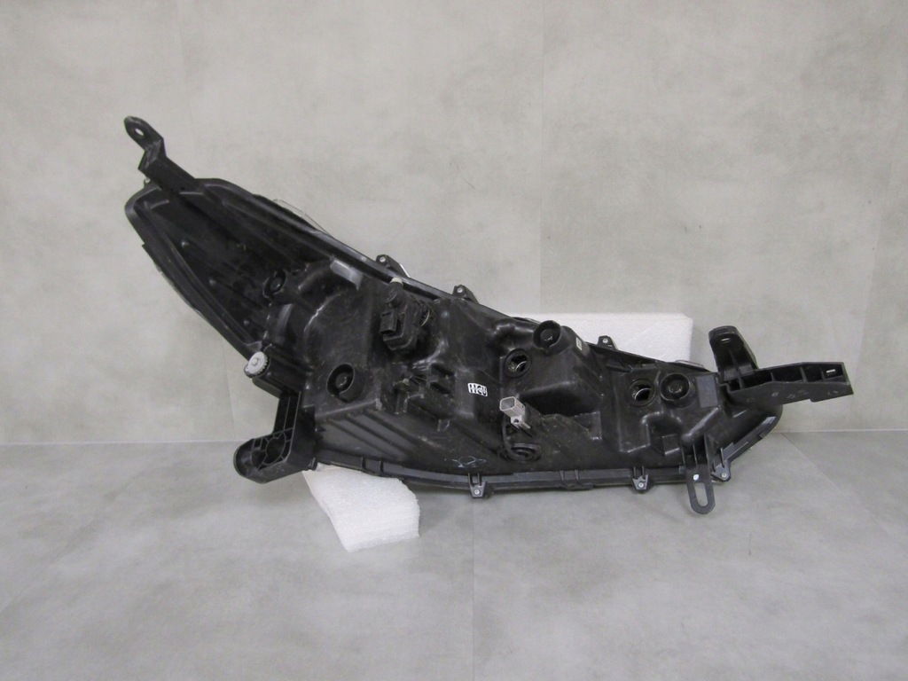 фото №3, Лампа перед toyota corolla cross led 20- lh