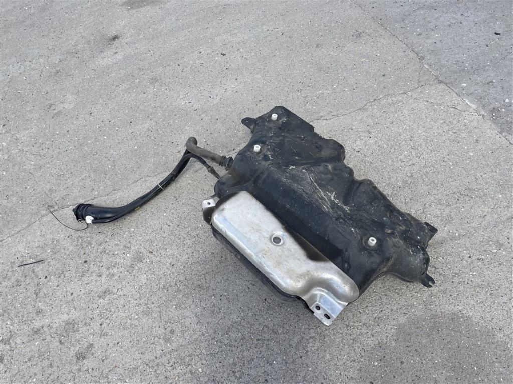 Бак топлива bak 1.3 tce 172032465r renault kangoo 4 iv townstar Недорого