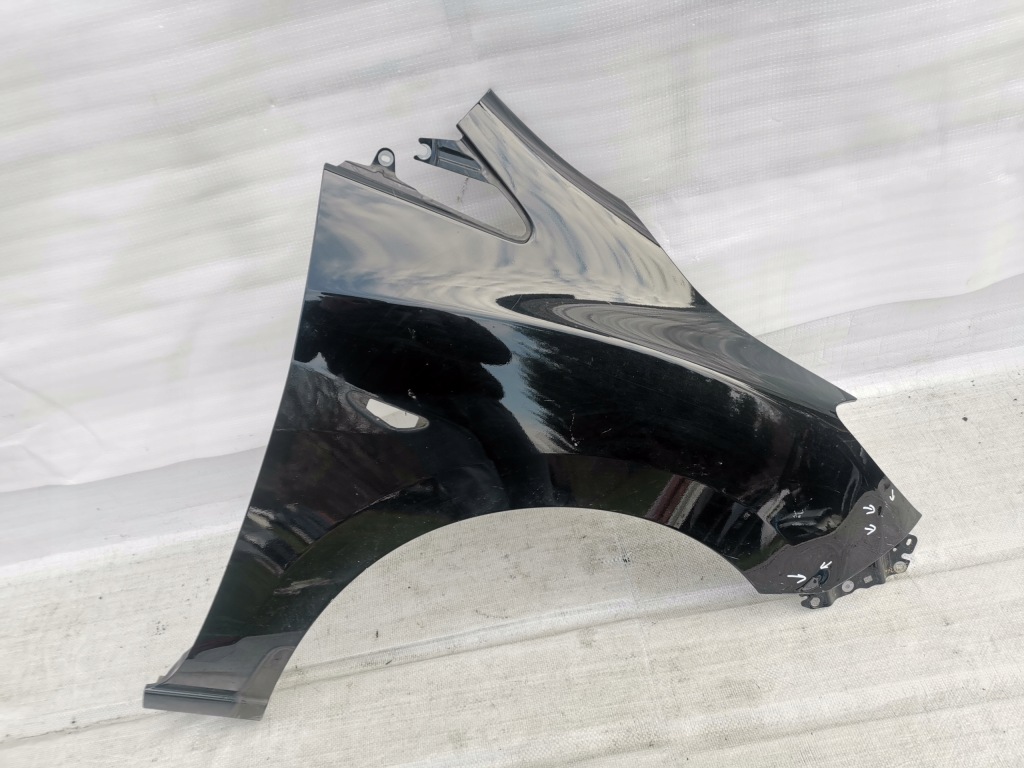 фото №1, Крыло перед правый mazda 5 05-08