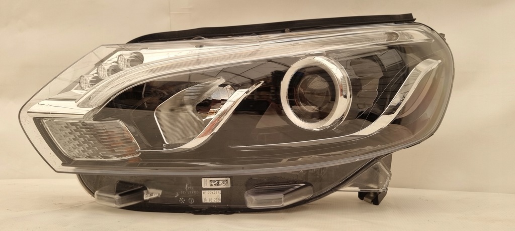 фото №2, Toyota proace ксенон led лампа передняя левая
