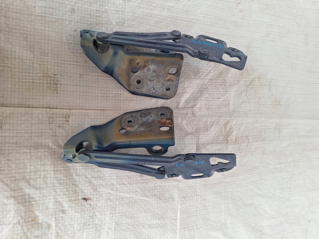 фото №4, Sprinter 907 910 петля комплект капот петлі